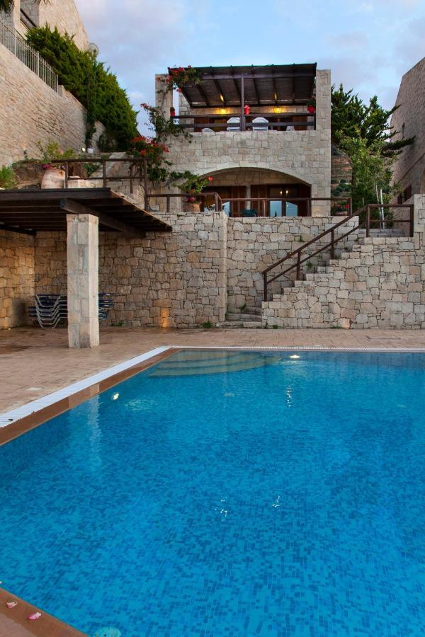 Rafaello Luxury Villa อาเยีย เปลาเยีย ภายนอก รูปภาพ